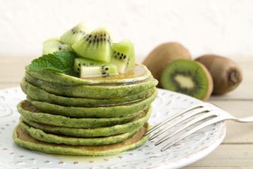 pannenkoeken-groen-ontbijt-green-juice-kiwi-vitamines-mineralen-vezels